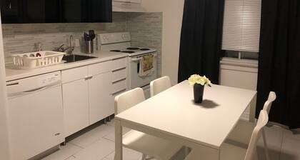 Cozy 1 Bedroom apartment near the Lake