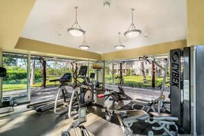 Fitness facility - Sunset and golf course views at this 3 bedroom Villa with golf discounts (Waikoloa Village)