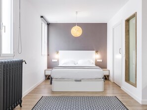 1 camera, ferro/asse da stiro, accesso a Internet, lenzuola