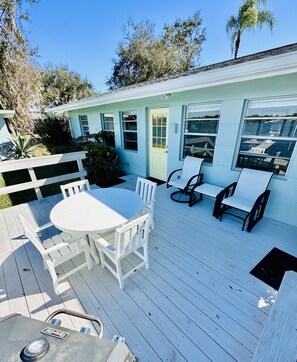 Outdoor dining - Direct Lake Access Home with Private Boat Ramp and Boat House w/lift (Lake Placid)