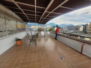 Deluxe Double Room | Terrace/patio - AW Hotel Arena Park (Bogotá)