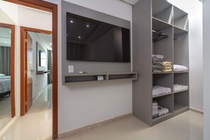 3 Schlafzimmer, Bügeleisen/Bügelbrett, WLAN, Bettwäsche