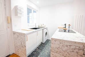 Fridge, oven, coffee/tea maker, toaster - Le Petit Amandier - Tours (Tours)