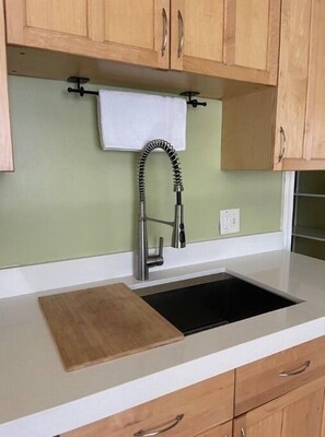 Private kitchen - Charming 2BR Near Trolley Square
 (Salt Lake City)