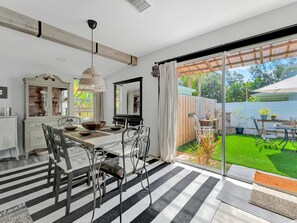 Family Villa | Private kitchen | Full-size fridge, microwave, oven, stovetop