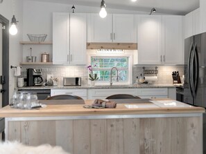 Luxury Villa | Private kitchen | Full-size fridge, microwave, oven, stovetop