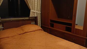 Honeymoon Room | 1 bedroom, desk, free WiFi