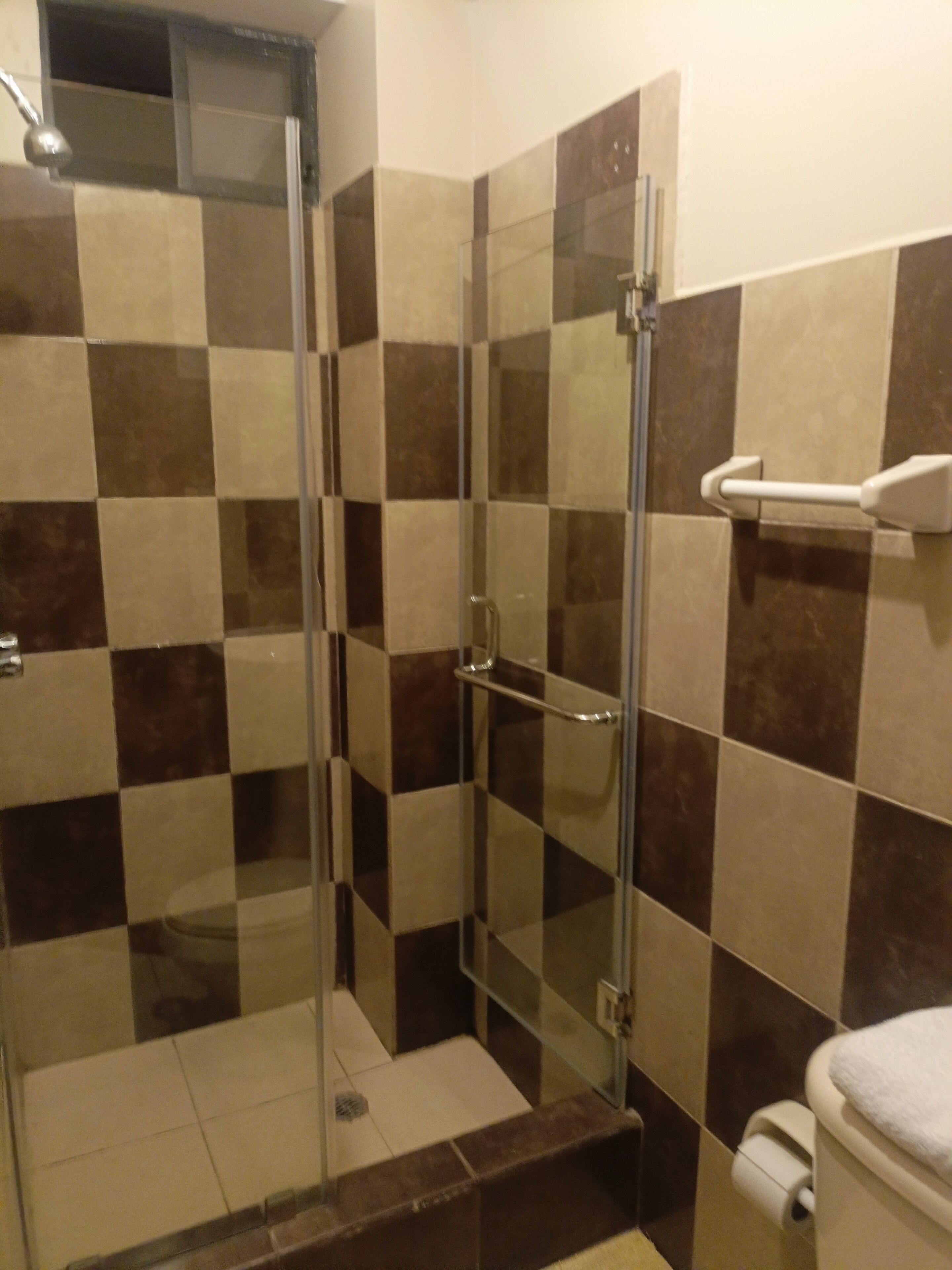 Honeymoon Room | Desk, free WiFi
