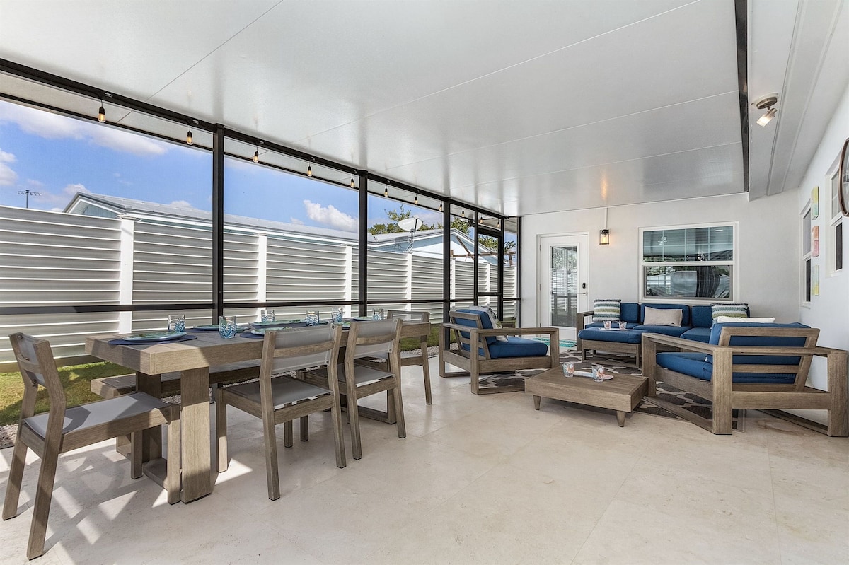 Photo 30 of Paradise Pool House for 6/Chefs Kitchen/BBQ/Nr Beach/5thAve