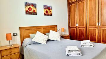 1 slaapkamer, reisbedje, internet, beddengoed