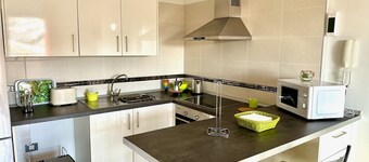 Cozy Seaview Apartment with Gym & Kids Park