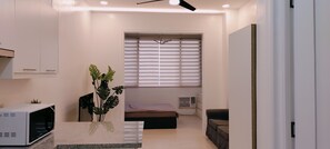 Unclassified image, 4 of 9, button - Condominium in Kamuning (Lungsod Quezon)