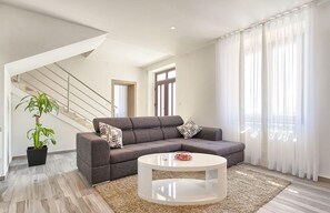 Televisio, DVD-soitin, stereot