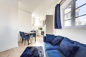 Smart TV - Cosy 2 Bedroom Apartment in Brixton with Wi-Fi and fast route to Central London (London)