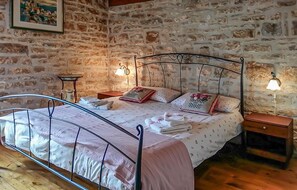 2 habitaciones, tabla de planchar con plancha y wifi gratis 