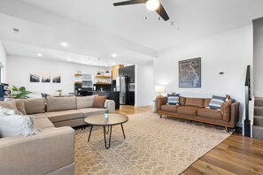 TV connectée, cheminée