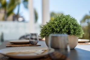 Dining - Escape to Your Own Waterfront Palm Springs Oasis on the Gold Coast! (Varsity Lakes)