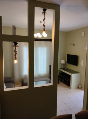 1 chambre, fer et planche à repasser, Wi-Fi gratuit, draps fournis