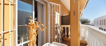 Apartment 'Villa Maria' with Private Terrace and Wi-Fi