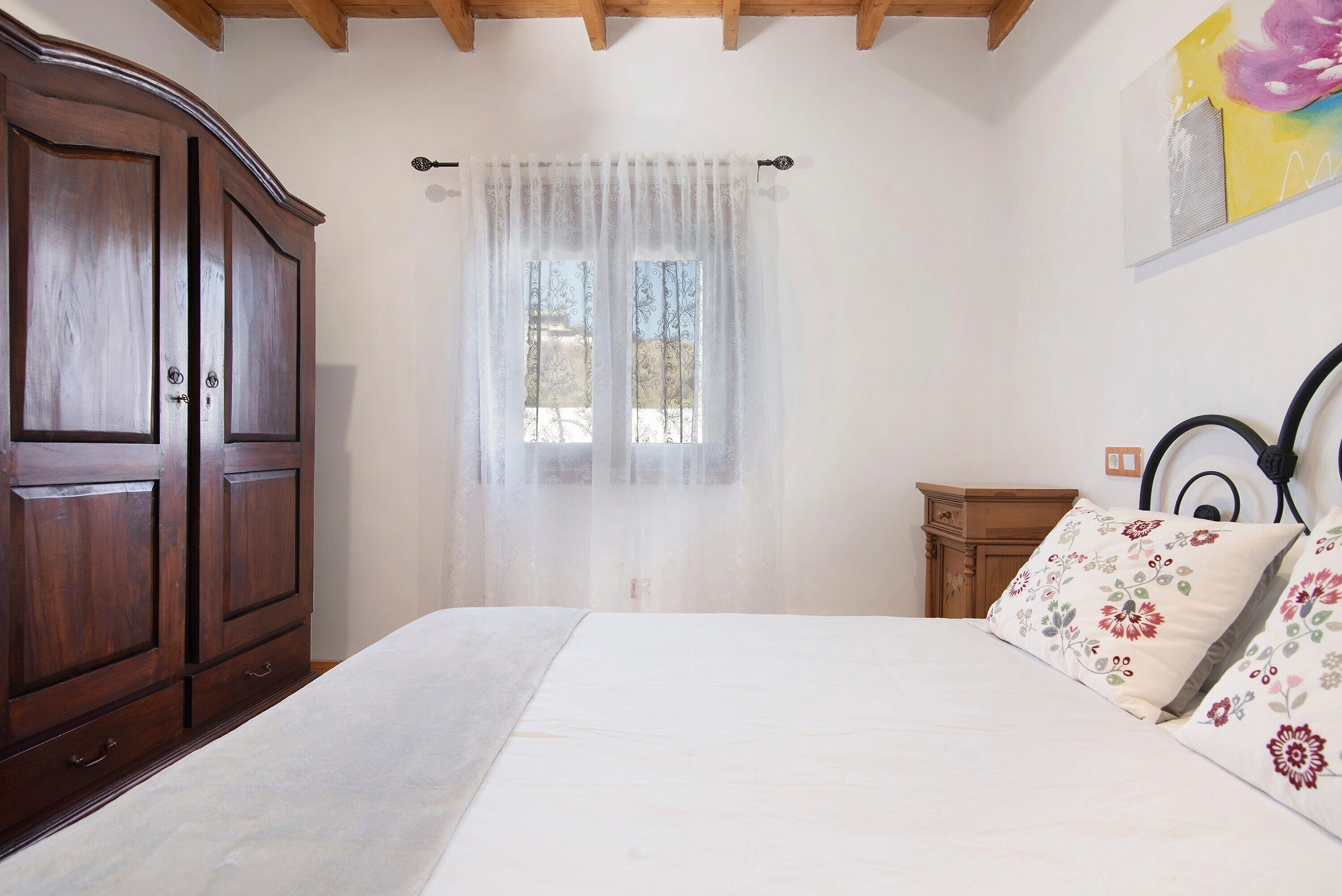 2 habitaciones, tabla de planchar con plancha y wifi gratis 