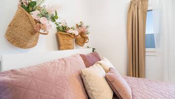 2 bedrooms, free WiFi, bed sheets