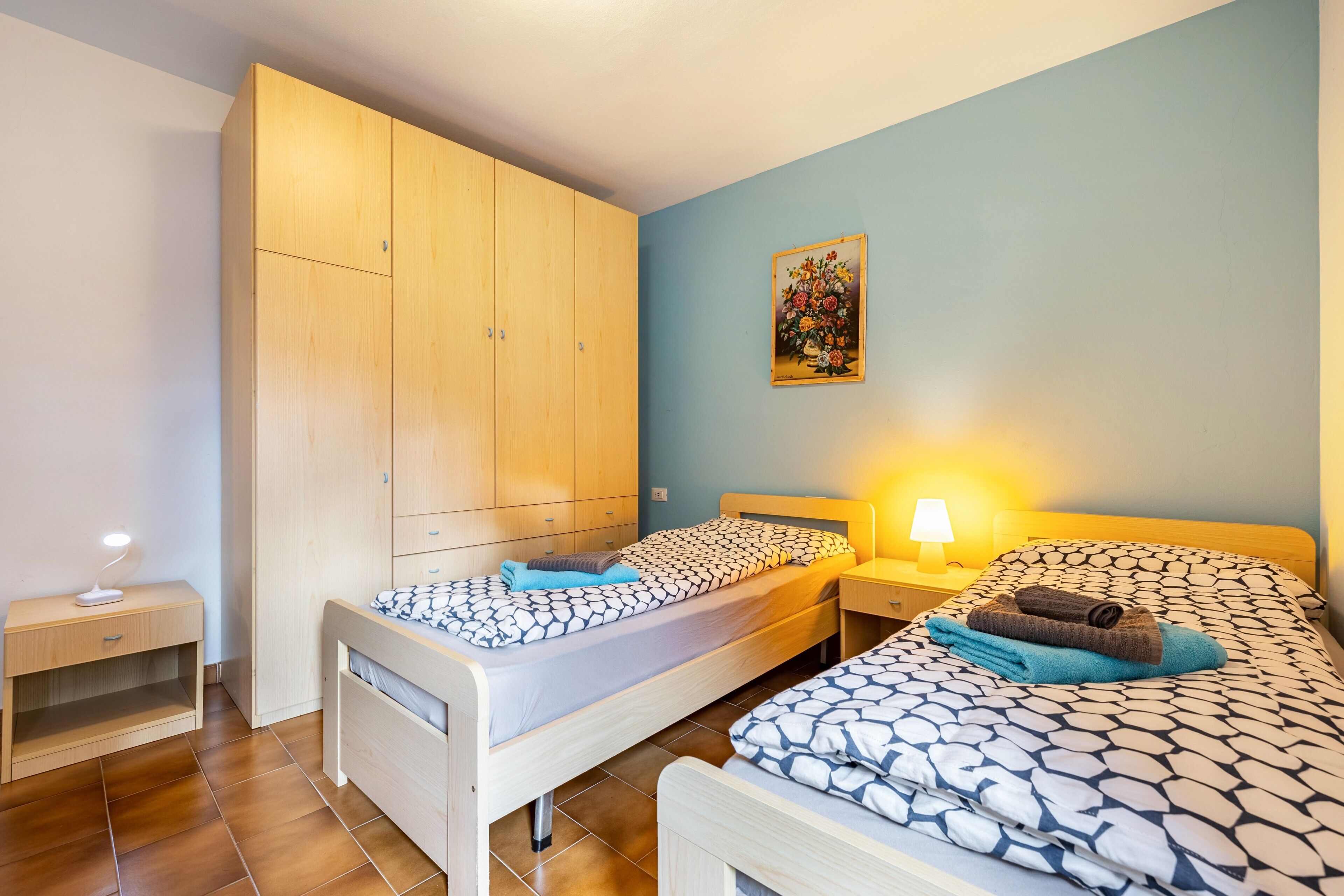 2 chambres, fer et planche à repasser, Wi-Fi gratuit, draps fournis