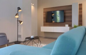 TV, tavolo da calcetto