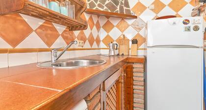 Holiday Home "Casita Frigiliana" with Wi-Fi