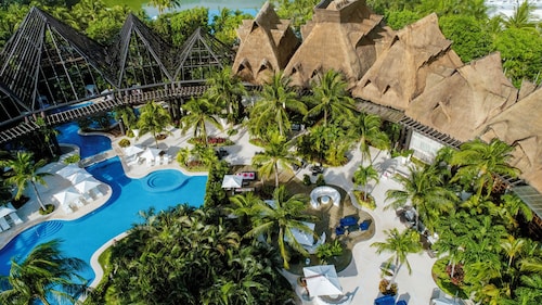 Jungala Hotel at VidantaWorld Riviera Maya