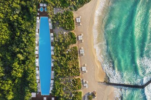 5 outdoor pools, pool cabanas (surcharge), pool umbrellas - Jungala Hotel at VidantaWorld Riviera Maya (Playa del Carmen)