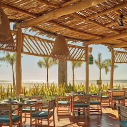 20 restaurants, dinner served