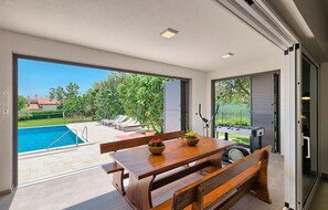 Dining - Amazing home in Medulin (Medulin)