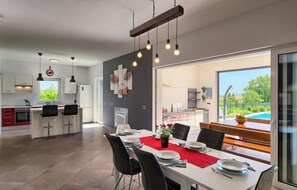 Dining - Amazing home in Medulin (Medulin)