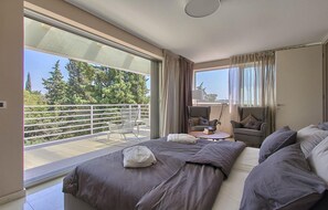 5 camere, ferro/asse da stiro, culla da viaggio, Wi-Fi gratuito