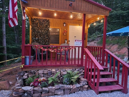 Exterior detail. Enchanted Forest tiny house mountain views remote private Norris Lake 2.7 miles