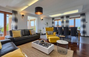 TV, DVD-spiller og bordtennis