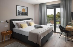 3 bedrooms, iron/ironing board, travel crib, free WiFi - Stunning home in Labin - Rabac (Labin - Rabac)