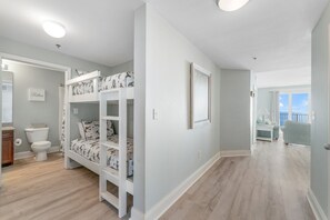 3 chambres, fer et planche Ă repasser, Wi-Fi, draps fournis