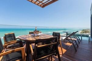 Cobertura Master Frente Mar | Área de estar | Smart TV 38 polegadas com canais digitais