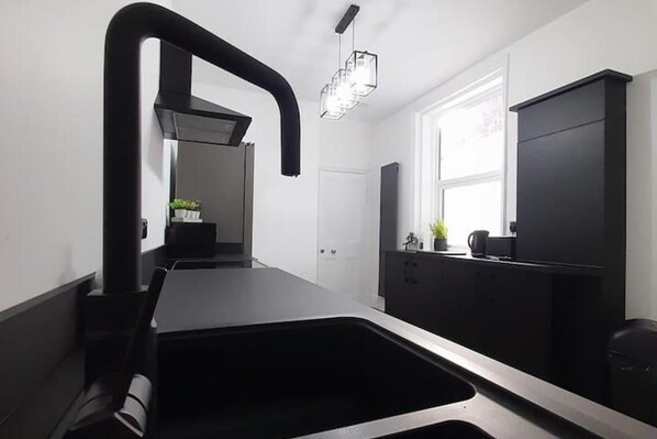 Fridge, microwave, oven, stovetop