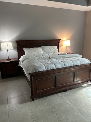 Room - Stunning home in a quiet gated community in North Fort Myers. (North Fort Myers)