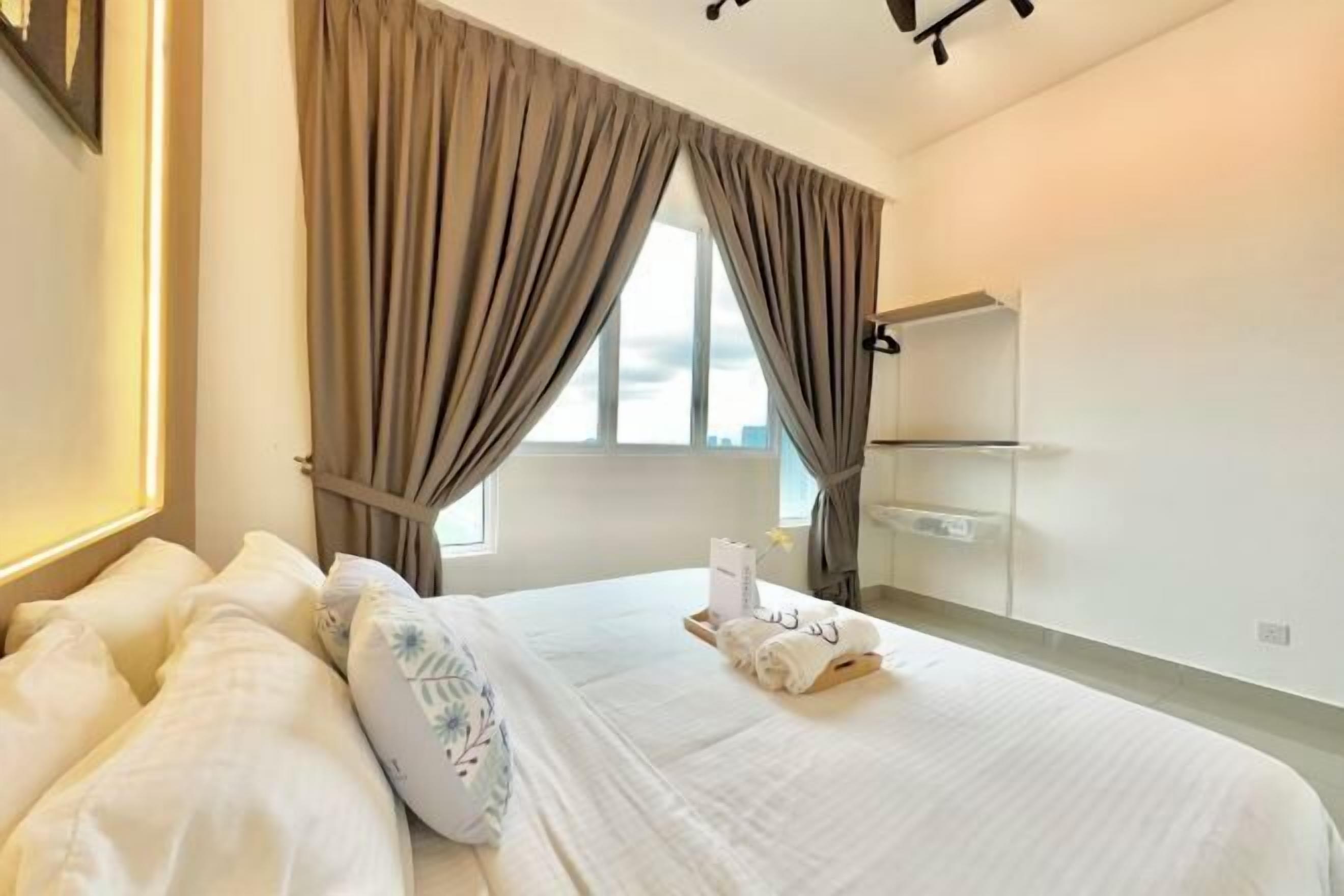 Fer et planche à repasser, Wi-Fi gratuit, draps fournis