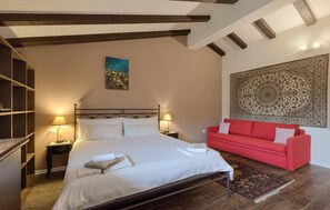 4 sovrum, strykjärn/strykbräda, resesäng och gratis wi-fi