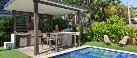 Outdoor pool, a heated pool