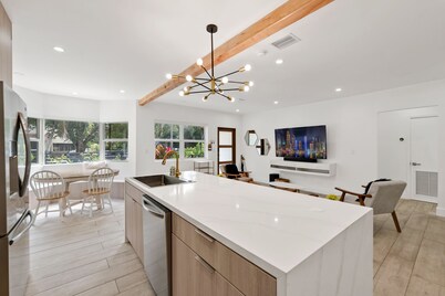 Havana House ~ Miami LUXE ~ West Brickell