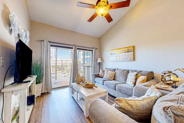 TV - Spacious & sun-filled Gulfside condo with pool, balcony, AC, & lovely views (Gulf Shores)