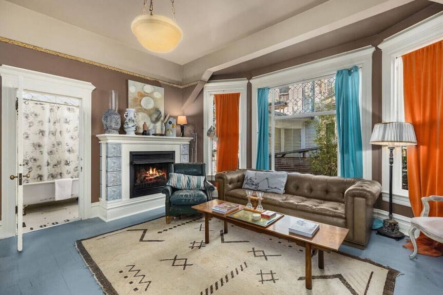 Artistic Victorian Gem In A Trendy Neighborhood - Portland, OR
