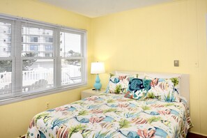 4 bedrooms, iron/ironing board, free WiFi