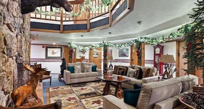 Private BBQ Beautiful & Comfy 1 Bed on 1st Floor.