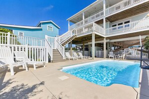 A heated pool - Zion of Holden by Brunswick Vacation Rentals: 5BR Oceanfront w/ Pool & Views (Holden Beach)